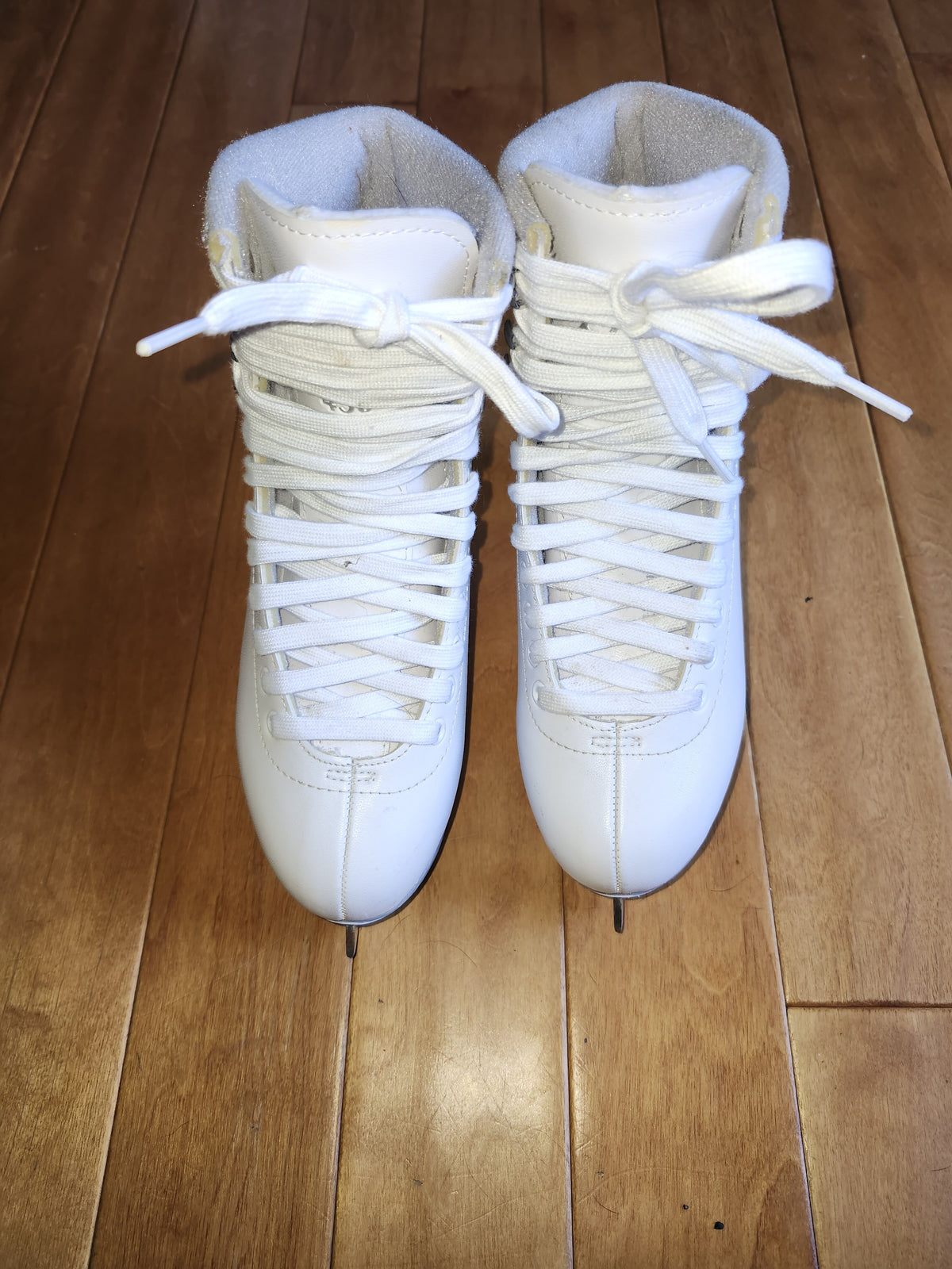Like New Jackson Model 450 Figure Skates Size 6