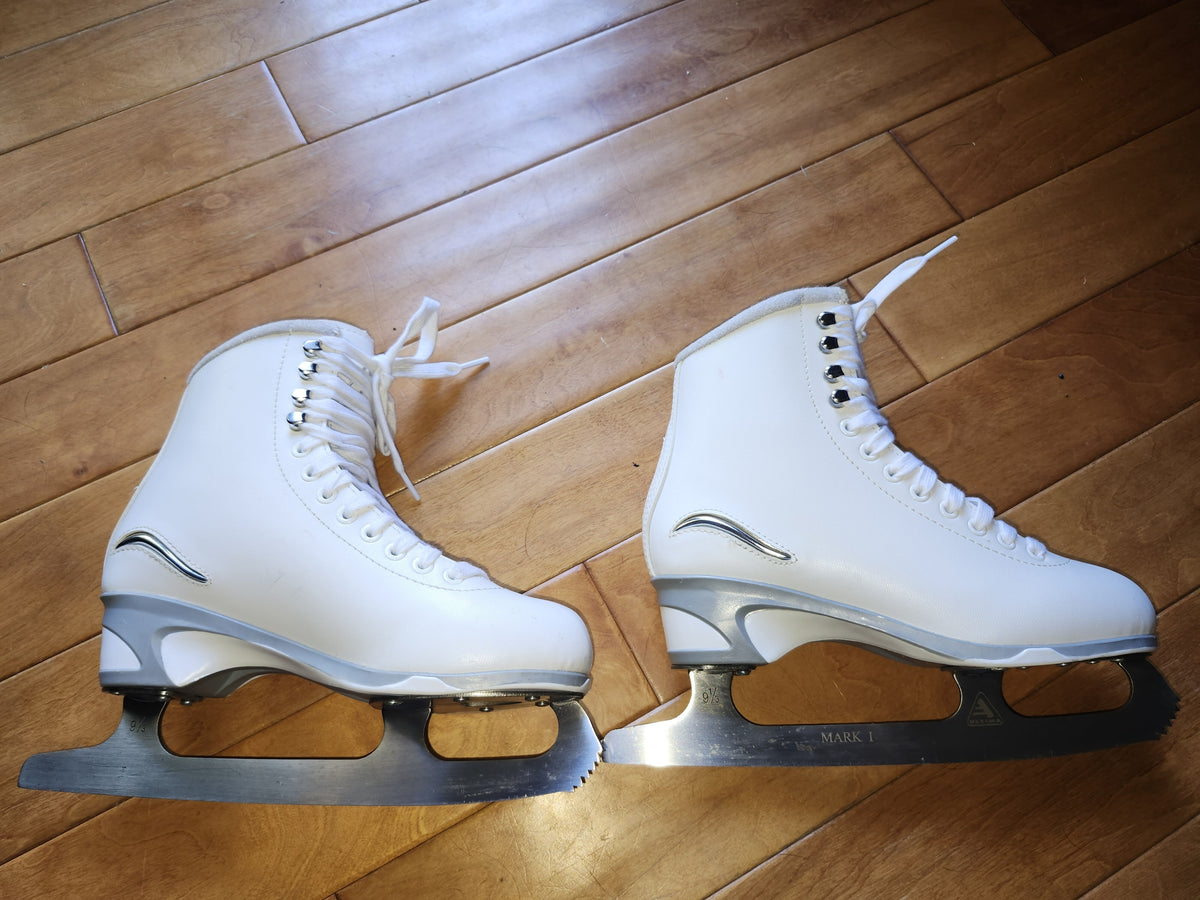 Like New Jackson Model 450 Figure Skates Size 6